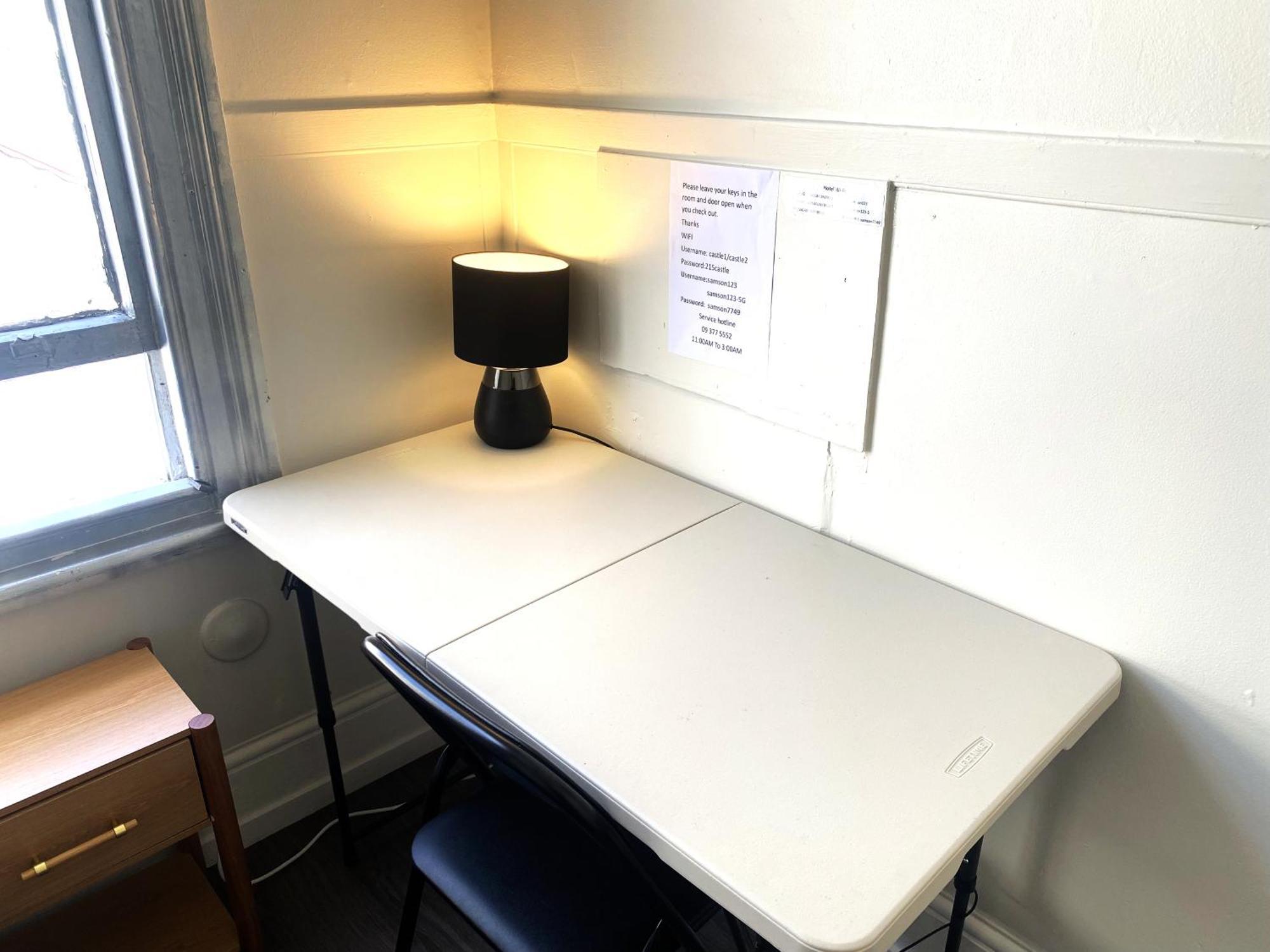 215 Edinburgh Castle Hostel Auckland Bagian luar foto
