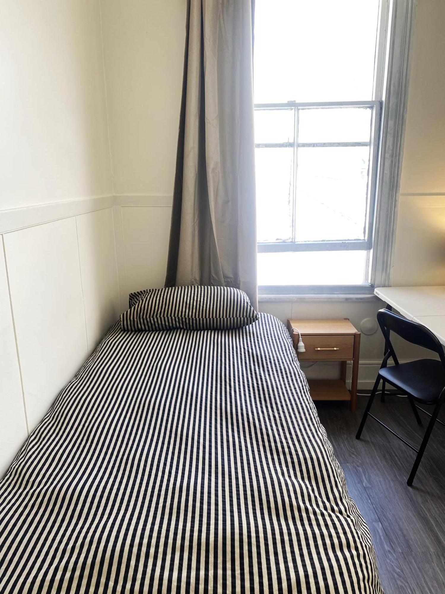 215 Edinburgh Castle Hostel Auckland Bagian luar foto