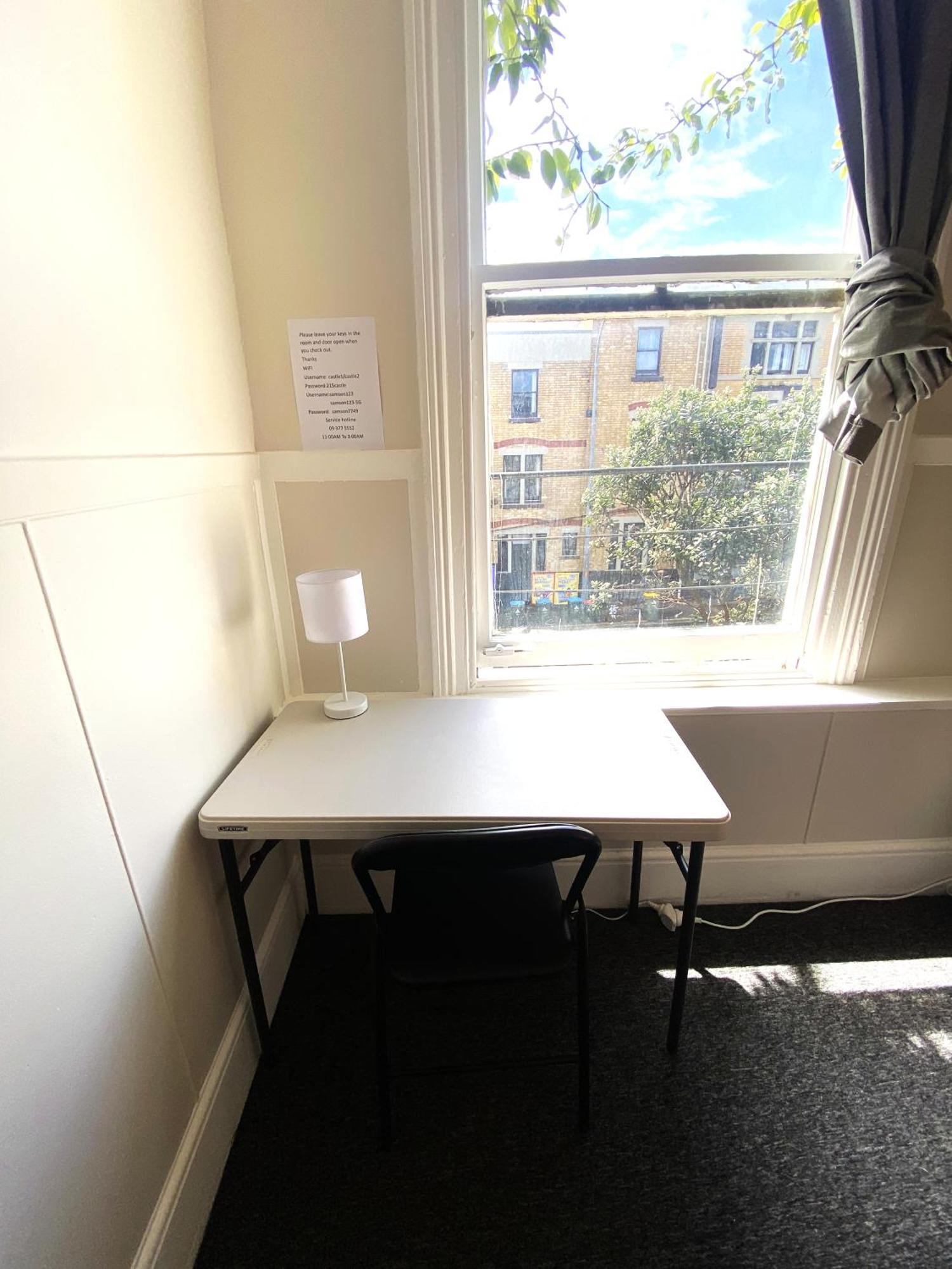215 Edinburgh Castle Hostel Auckland Bagian luar foto