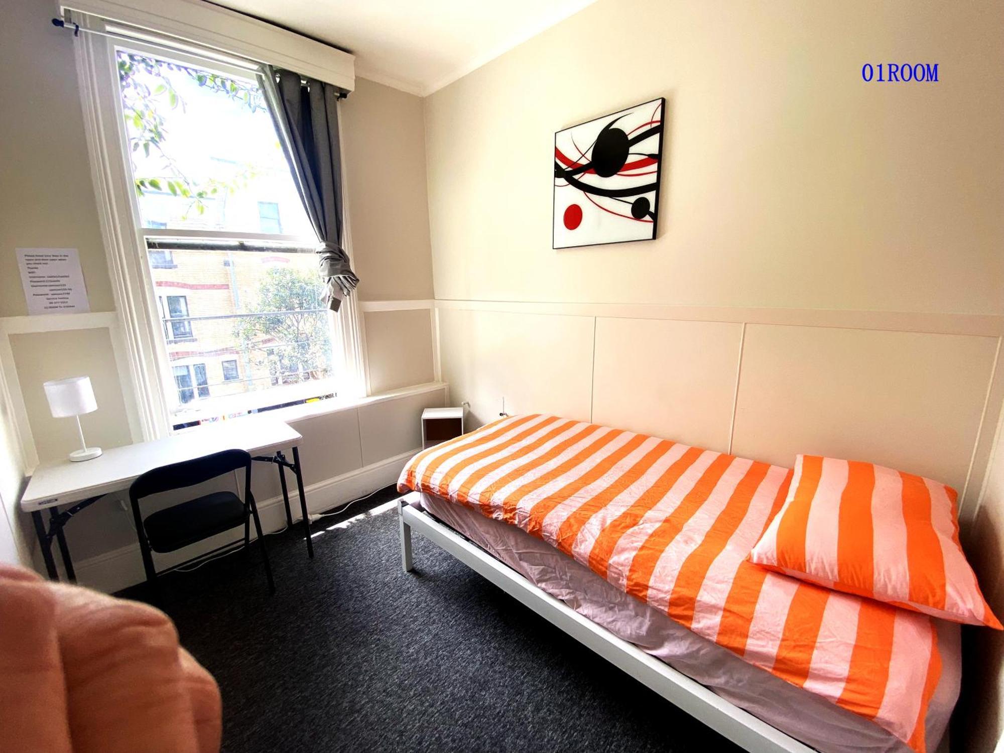 215 Edinburgh Castle Hostel Auckland Bagian luar foto